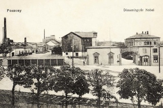 Takto vyzerala továreň v 20. rokoch.
