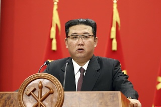 Severokórejský vodca Kim Čong-un schudol približne 20 kilogramov.