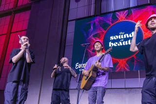 Víťazom Eurovízie 2022 sa stala ukrajinská hiphopová skupina Kalush Orchestra.