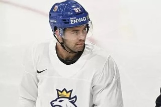 Český hokejový útočník Dominik Simon.