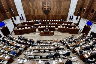  Parlament rozhodol: