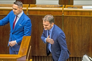 Matovič sa poďakoval poslancom koalície a opozície, ktorí shválili jeho balíček.