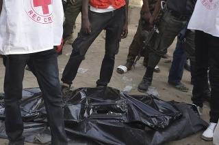 V Nigérii výbuch cisterny zabil desiatky ľudí.