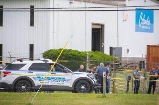 K streľbe došlo v meste Smithsburg v americkom štáte Maryland v miestnom výrobnom podniku.