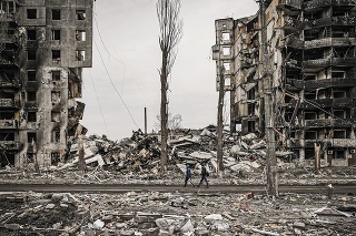 Po okupantoch zostávajú mestá v ruinách, ktoré sú neobývateľné.