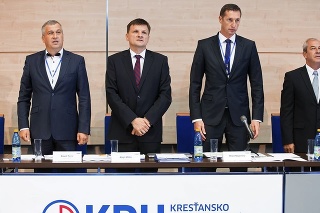 Najhorúcejší kandidát na post predsedu KDH po Alojzovi Hlinovi je dlháň Milan Majerský.