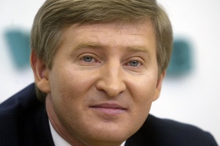 Rinat Achmetov (42), prezident futbalového klubu Šachtar Doneck.