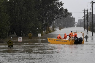 Štát Nový Južný Wales na východe Austrálie opäť postihli záplavy.