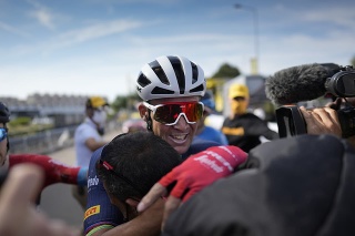 Víťazom piatkovej 13. etapy 109. ročníka Tour de France sa stal dánsky cyklista Mads Pedersen z tímu Trek-Segafredo.
