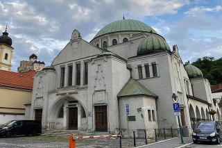 Trenčianska synagóga patrí medzi ikonické stavby na území Slovenska.