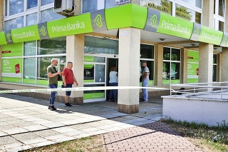 Dvojica vykradla túto banku na Seberíniho v Ružinove.