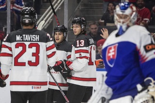 Slovenskí hokejisti dostali od Kanady poriadny výprask.