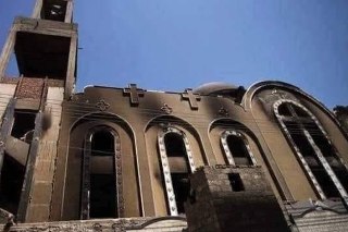 V kostole v egyptskom meste Gíza vypukol požiar.