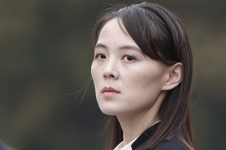 Na archívnej snímke 2. marca 2019 Kim Jo-čong, sestra severokórejského vodcu Kim Čong-una