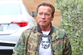 Arnold Schwarzenegger je stále vo forme.