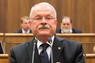 Ivan Gašparovič pri poslednom prezidentskom prejave v parlamente.