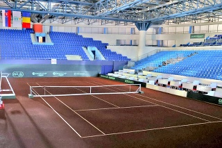Zápas Davis Cupu sa odohrá na antuke.