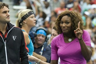 Roger Federer premiérovo vyzve Serenu Williamsovú.