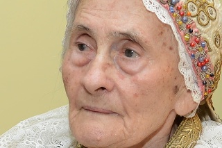 Zomrela najstaršia výšivkárka Slovenska, Mária Domoráková († 98).