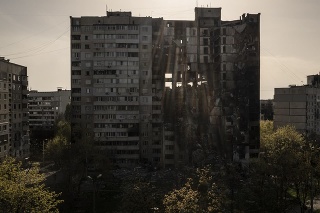 Budova v Charkove zničená bombardovaním.