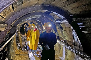 V podzemí čaká turistov 600-metrová trasa.