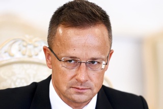 Šéf maďarskej diplomacie Péter Szijjártó
