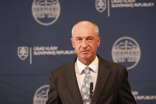 Minister hospodárstva Karel Hirman
