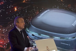 Prezident španielskeho futbalového veľkoklubu Real Madrid Florentino Pérez .