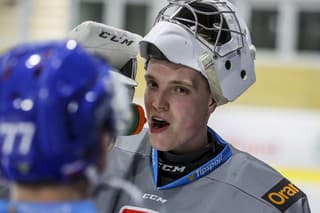 Na snímke brankár Filip Belányi počas prípravného kempu slovenskej hokejovej reprezentácie.