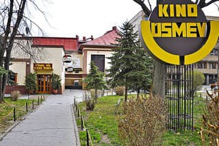 2022 - Kino Úsmev prišlo o prevádzkovateľa a takmer zaniklo.