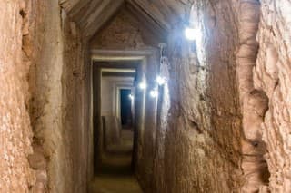 Tunel sa nachádza západne od Alexandrie v oblasti chrámu Taposiris Magna.