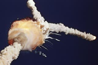 Raketoplán vybuchol krátko po štarte 28. januára 1986. 