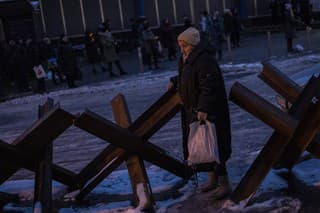 Najhoršia vojna v Európe za posledné desaťročia si vyžiadala tisíce obetí na strane ukrajinských civilistov.