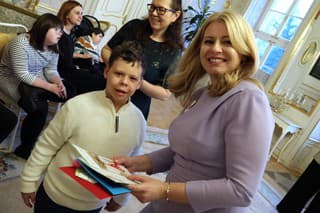 Prezidentka SR Zuzana Čaputová privítala deti so zdravotným znevýhodnením a ich rodičov v Prezidentskom paláci.