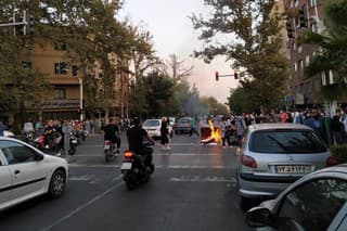 Pri protestoch v Iráne bolo zabitých vyše 200 ľudí, uviedol bezpečnostný orgán.
