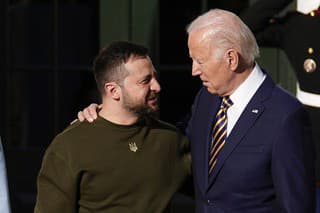 Ukrajinský prezident Volodymyr Zelenskyj pricestoval 21. decembra 2022 do Washingtonu. Stretol sa s prezidentom USA Joeom Bidenom.