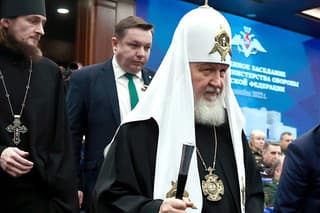 Viaceré pravoslávne cirkvi sa dištancujú od moskovského patriarchu Kirilla (Cyrila) pre jeho podporu vojny na Ukrajine.
