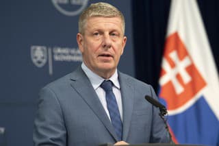 Dočasne poverený minister zdravotníctva Vladimír Lengvarský (nominant OĽANO).