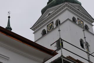 Žilinská diecéza uzavrela vo štvrtok prvú etapu rekonštrukcie Katedrály Najsvätejšej Trojice na odbornej konferencii v priestoroch Diecézneho centra v Žiline.