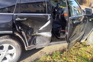 Opitý vodič spôsobil v Starej Turej nehodu, nafúkal viac ako tri promile.
