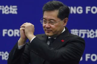 Čínsky minister Qin Gang hovorí o tom, že Čína bude naďalej ponúkať 
