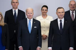Zuzana Čaputová na stretnutí predstaviteľov Bukureštskej deviatky (B9) s prezidentom USA Joeom Bidenom vo Varšave.