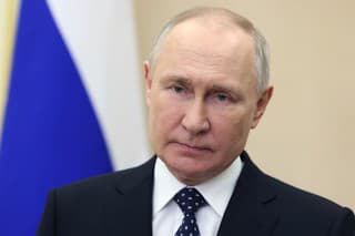 Rozhodnutie pozastaviť účasť Ruska na tejto dôležitej jadrovej dohode oznámil ruský prezident Vladimir Putin. 