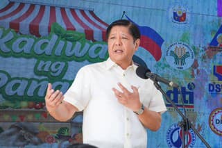 Filipínsky prezident Bongbong Marcos označil útok za atentát.