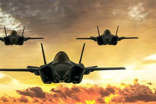 Stíhačky F-35 americkej výroby (ilustračné foto).