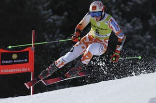 Slovenská lyžiarka Petra Vlhová na trati počas 1. kola obrovského slalomu na finálovom podujatí Svetového pohára 19. marca 2023 v andorrskom Soldeu. 