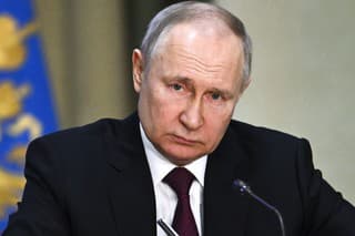 Rusko je otvorené politickému a diplomatickému riešeniu ukrajinskej krízy, tvrdí Vladimir Putin.