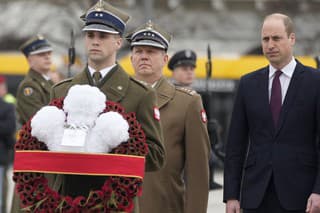 Britský princ William pri príležitosti jeho návštevy vo Varšave 23. marca 2023.