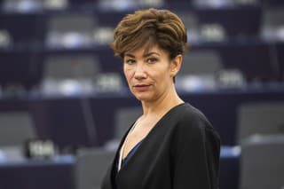 Lucia Ďuriš Nicholsonová (45)