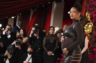 Tehotná Rihanna
